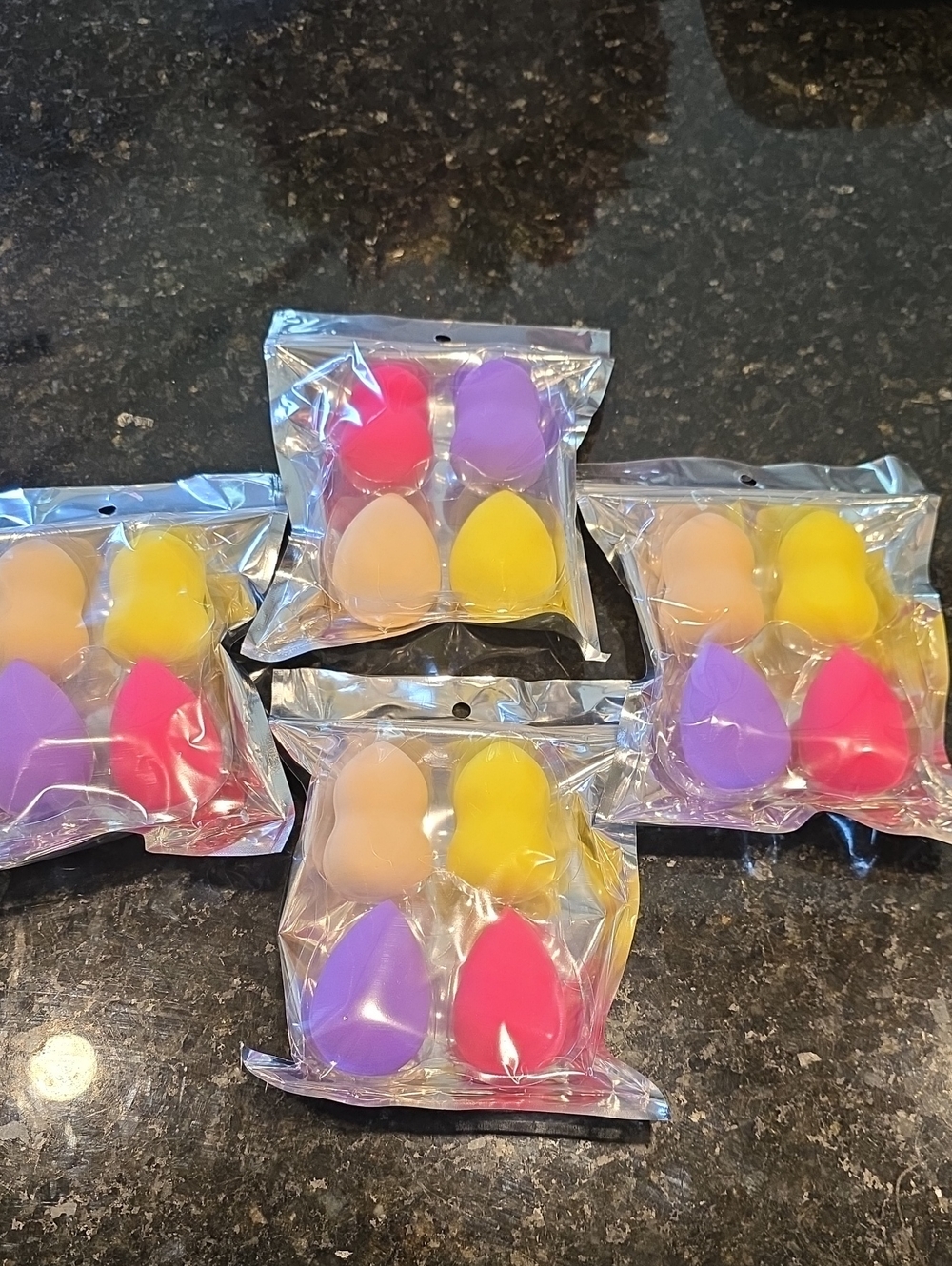 Makeup sponges package